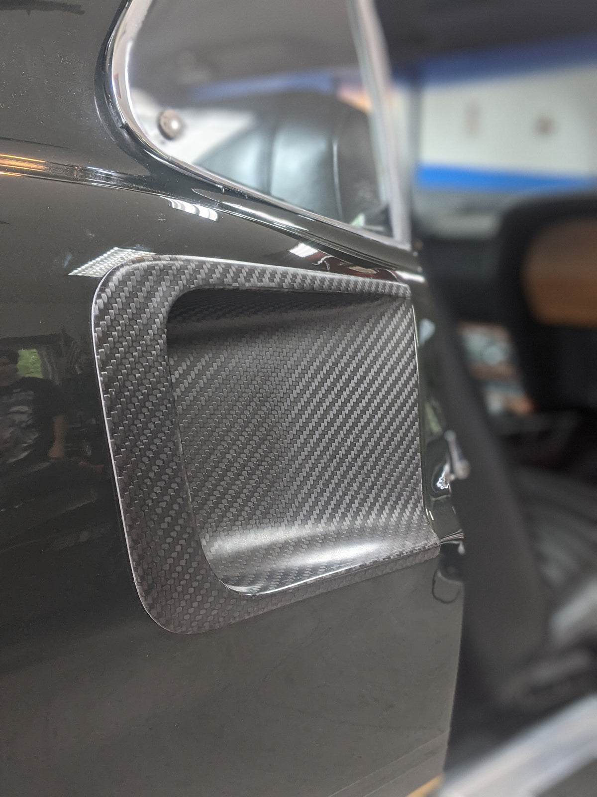 69 Mach 1 Carbon Fiber Side Scoops (Pair)